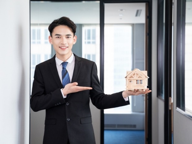 看房后换中介成交算跳单吗?未签合同也要付中介费?(图1) 看房后换中介成交算跳单吗?未签合同也要付中介费?(图1)