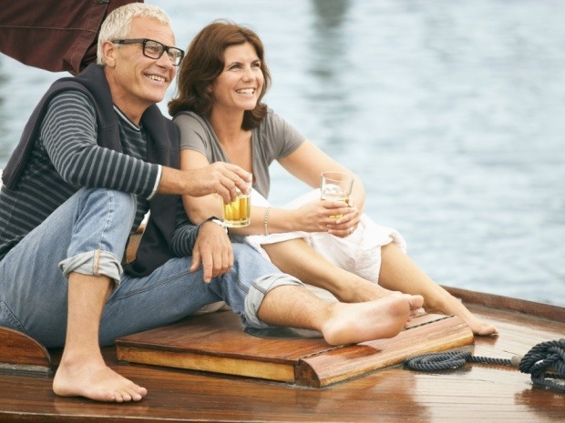 成都老破小玻璃自爆事件背后的热销真相(图1) 成都老破小玻璃自爆事件背后的热销真相(图1)