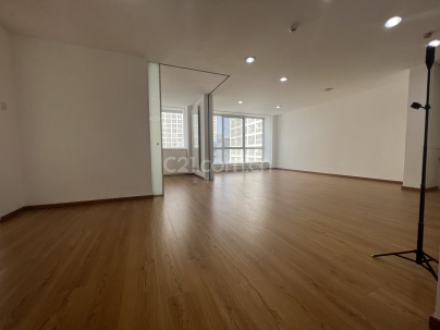 建外SOHO东区 2室 2厅 121.44平米