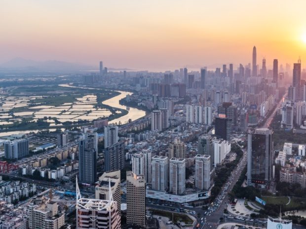 女子高空抛粪被判刑,高空抛物罪如何惩处?法律解读(图1) 女子高空抛粪被判刑,高空抛物罪如何惩处?法律解读(图1)