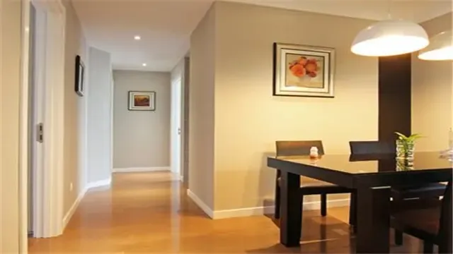 地板经常拖还是脏兮兮的，一招帮你搞定，让地板焕然一新！