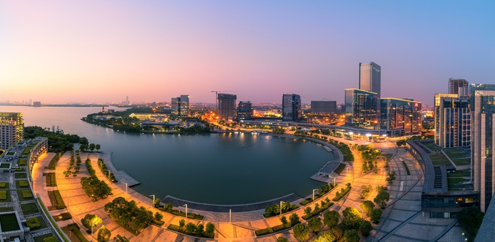 江苏省内房地产市场深度分析：政策调控下的市场新格局